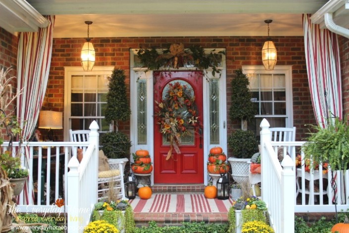 A Southern Fall Porch Tour | The Everyday Home | www.everydayhomeblog.com
