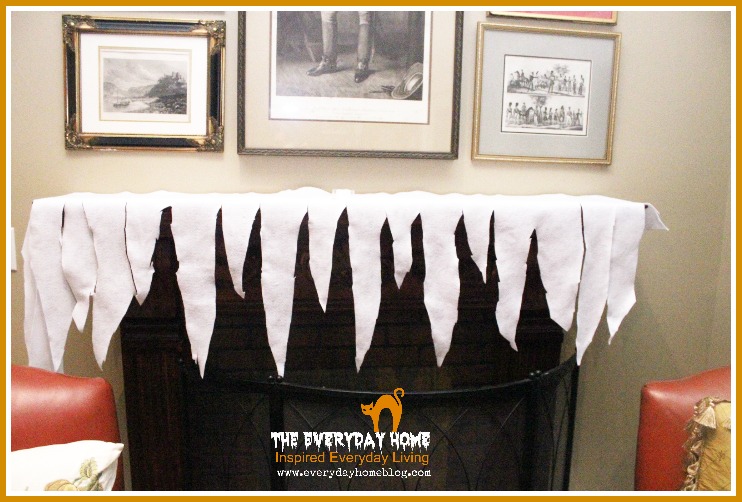No Sew Halloween Mantel Scarf by The Everyday Home  #theeverydayhome  #Halloween  #nosew