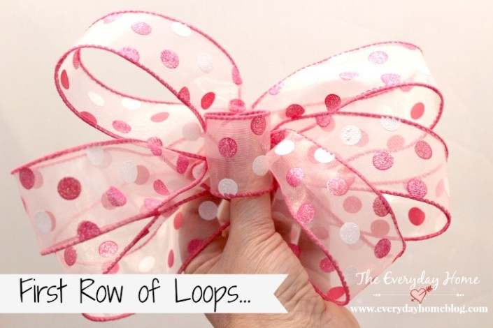 How to Create a Double-Ribbon Bow Like a Pro | The Everyday Home | www.everydayhomeblog.com 