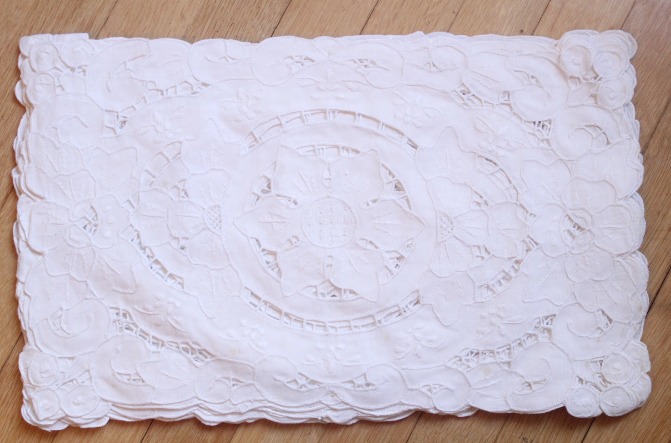 LacePlacemats-1