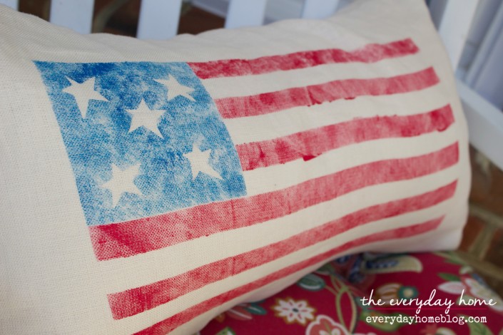 How to Make a Stenciled Flag Pillow by The Everyday Home   www.everydayhomeblog.com