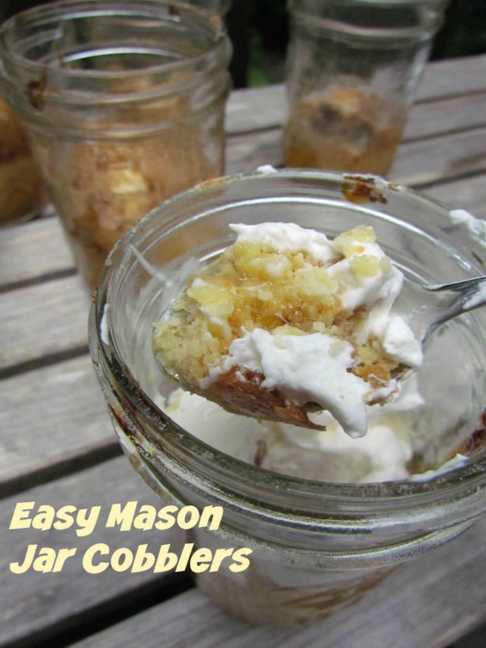 easy-mason-jar-cobbler