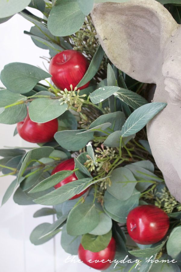 Adding Red Apples to a Plain Wreath | The Everyday Home | www.everydayhomeblog.com
