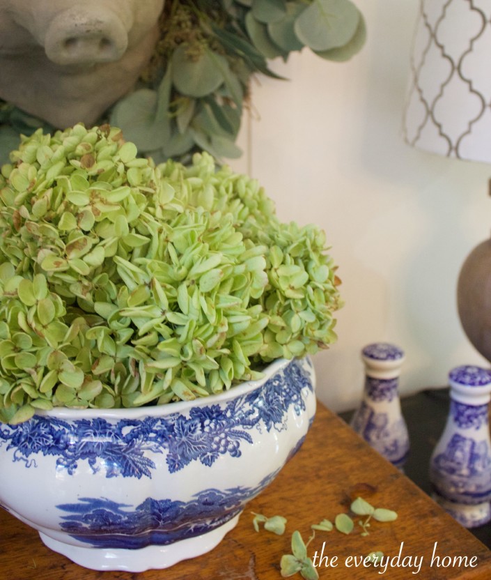 Dried Green Hydrangeas in Blue English Bowl | The Everyday Home | www.everydayhomeblog.com