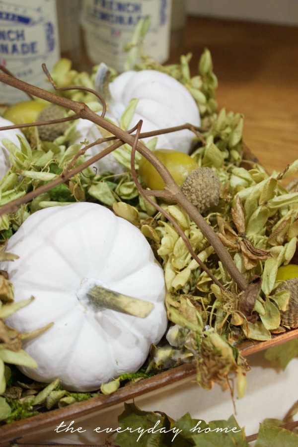 Using White Pumpkins in a Farmhouse Dough Bowl | The Everyday Home | www.everydayhomeblog.com