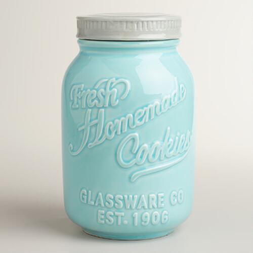 Mason Jar Cookie Jar |Ultimate Gift Guide for Mason Jar Lovers | The Everyday Home