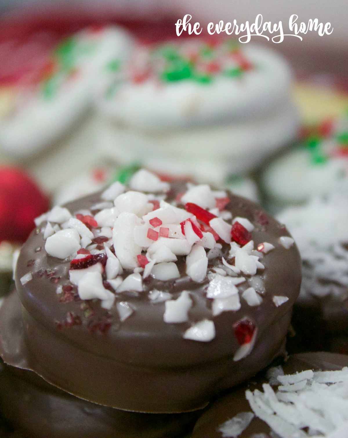 Chocolate Covered Peppermint Oreos | 2015 Christmas Cookie Exchange | The Everyday Home | www.everydayhomeblog.com