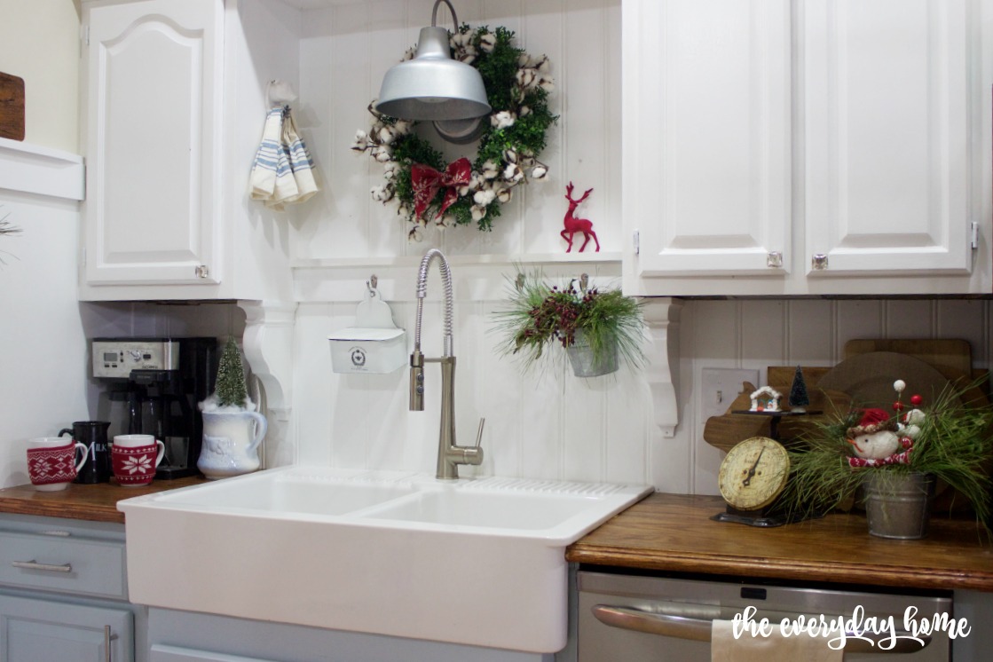 Farmhouse Sink with Christmas Wreath | 2015 Christmas Home Tour | The Everyday Home | www.everydayhomeblog.com