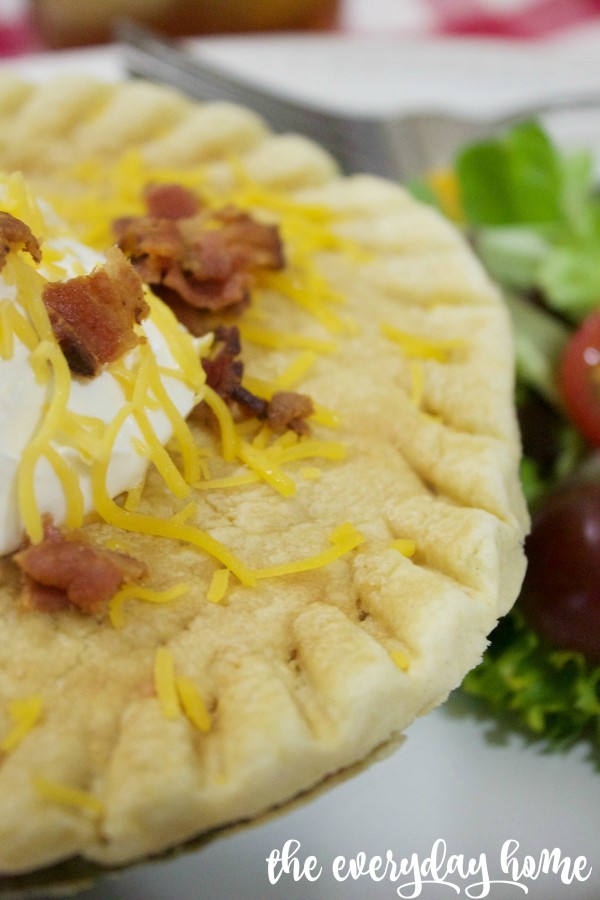 The Perfect Crust | Turkey Pot Pie | The Everyday Home | www.everydayhomeblog.com