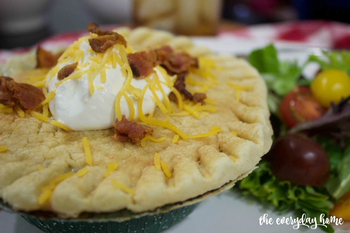 Turkey Pot Pie | The Everyday Home Blog | www.everydayhomeblog.com