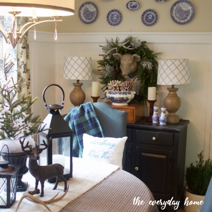 Cozy Winter Breakfast Room | The Everyday Home