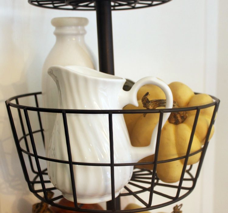 Decorating a Metal Tiered Stand | The Everyday Home | www.everydayhomeblog.com