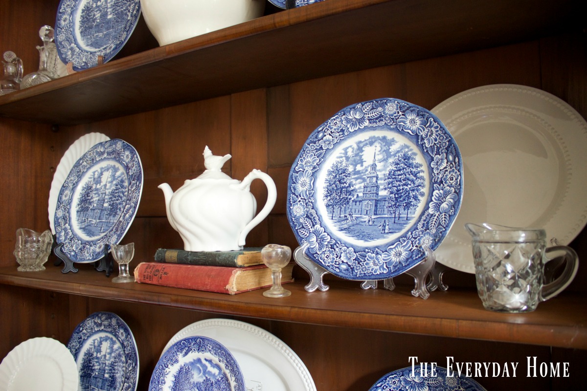displaying-blue-and-white-dishes-in-an-english-hutch | The Everyday Home | www.everydayhomeblog.com
