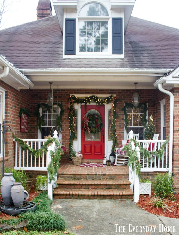 christmas-front-porch-full