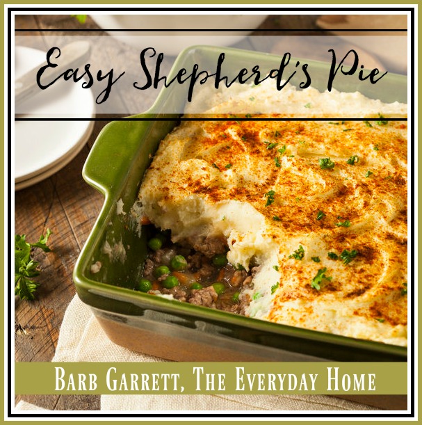 Easy Shepherd's Pie Recipe | The Everyday Home | www.everydayhomeblog.com