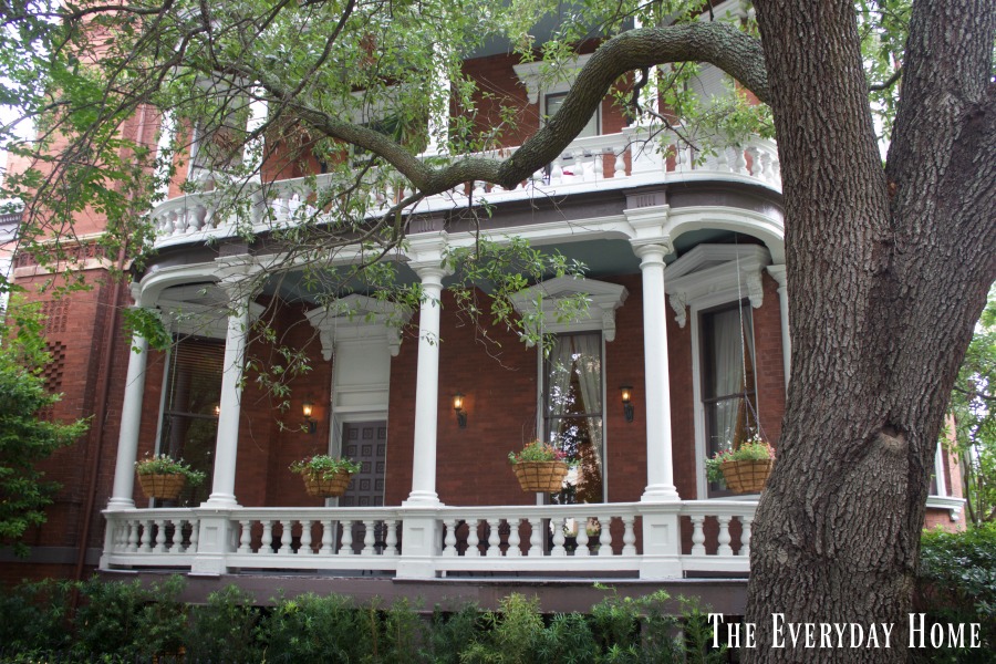 Tour Historic Savannah Georgia -Part 1 || The Everyday Home || www.everydayhomeblog.com