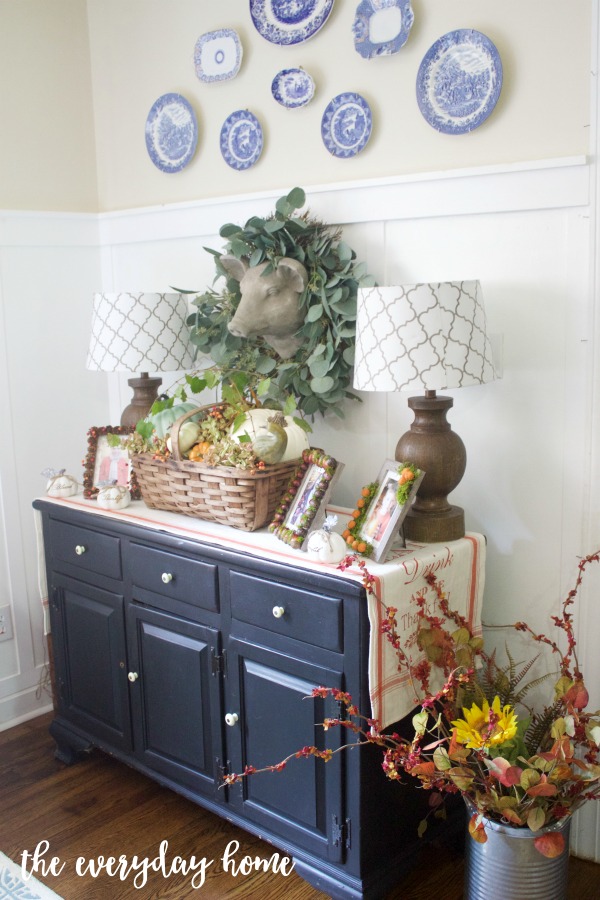 A Farmhouse Breakfast Room for Fall | The Everyday Home
